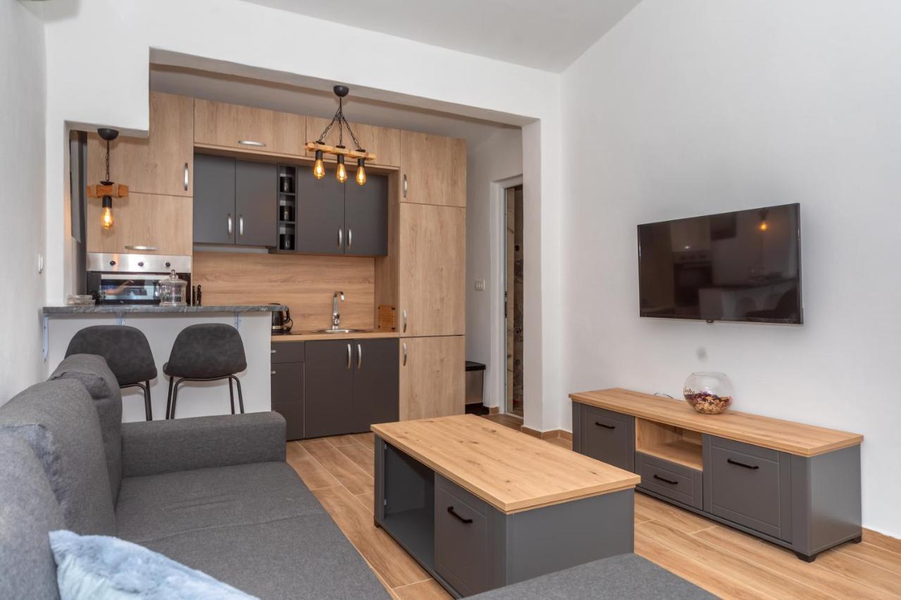 Apartman Sara Bar Extérieur photo