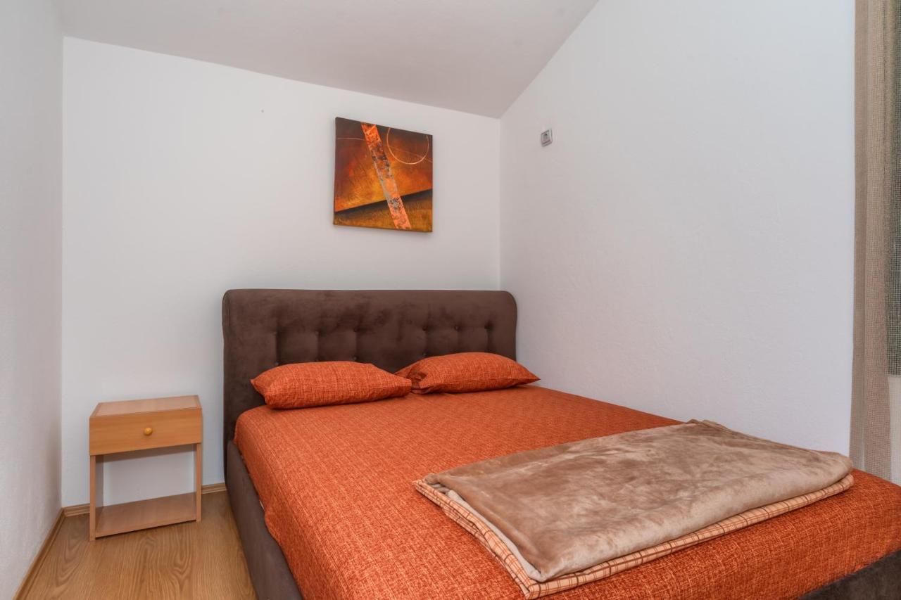 Apartman Sara Bar Extérieur photo